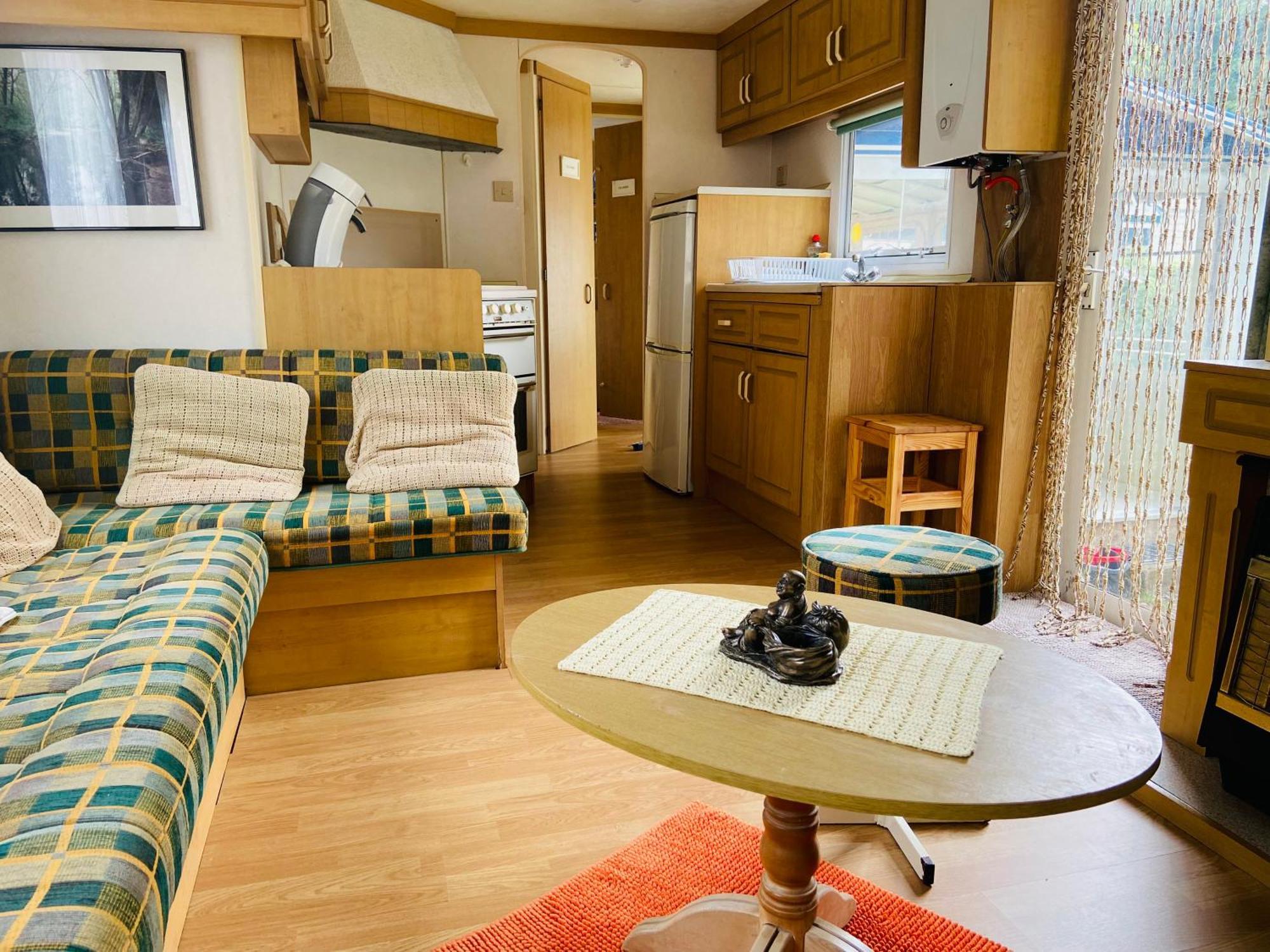 Caravane En Pleine Nature Ferme Proche De Tout Philippeville Exterior photo