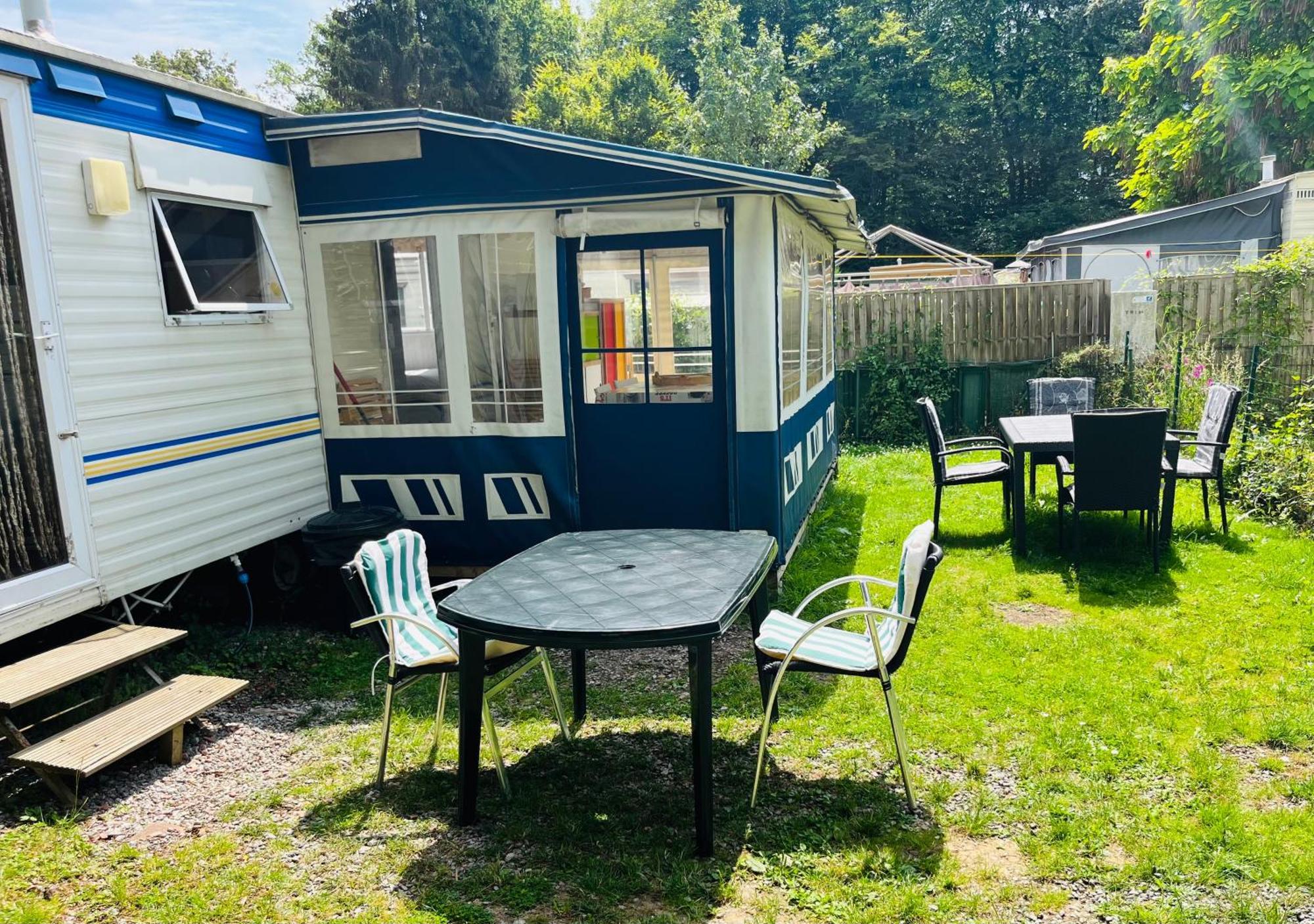Caravane En Pleine Nature Ferme Proche De Tout Philippeville Exterior photo